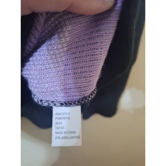 Hot Topic 2023 Purple & Black Ghost Band  Sweater Size XL Halloween Goth - Picture 6 of 7